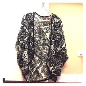 Blank and gray kimono